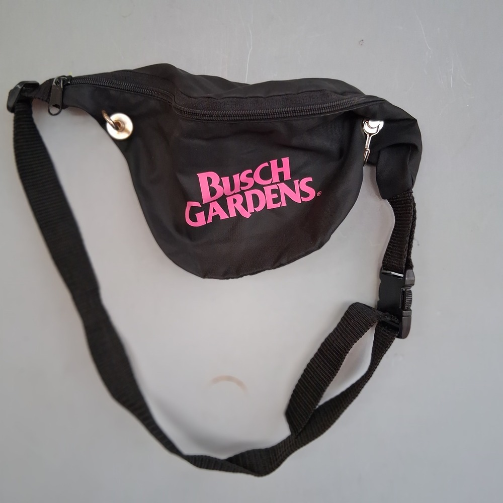 Busch Gardens Vintage Fanny Pack Black Pink Logo Belt Bag Adjustable